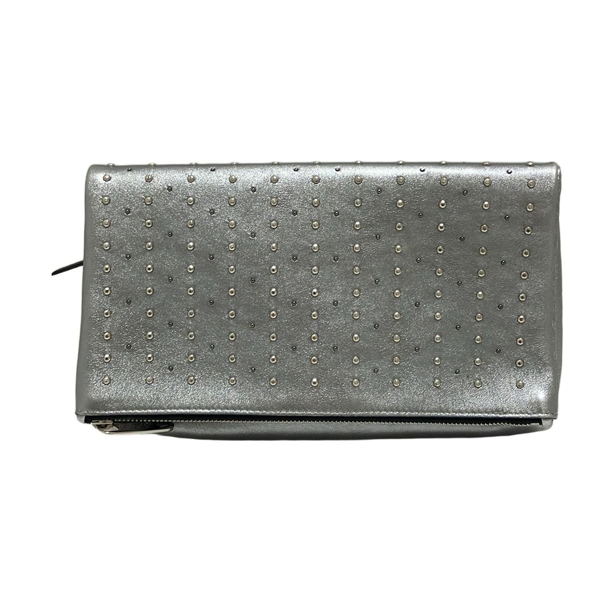 JIMMY CHOO(ジミーチュウ) クラッチバッグ - シルバー スタッズ JIMMY CHOO(ジミーチュウ) クラッチバッグ - シルバー スタッズ
