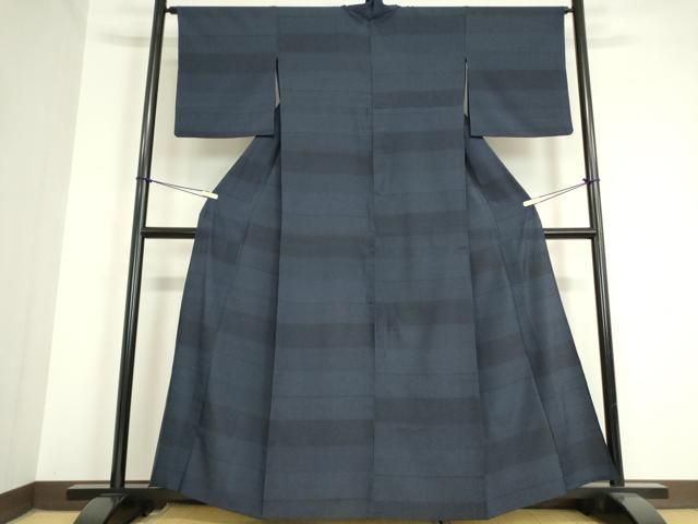 平和屋着物▽本塩沢　単衣　横段文　110亀甲　正絹　逸品　DAAV5686az 平和屋着物▽本塩沢 単衣 横段文 110亀甲 正絹 逸品 DAAV5686az - メルカリ