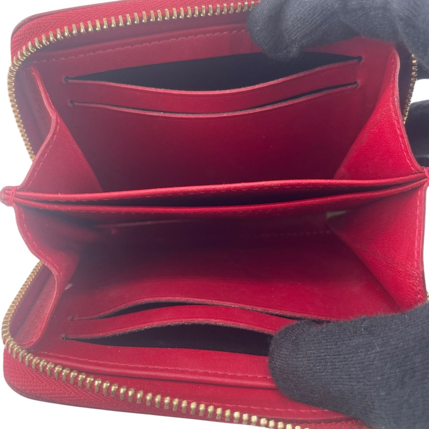 Louis Vuitton コインケース レッド　財布 Louis Vuitton コインケース レッド財布