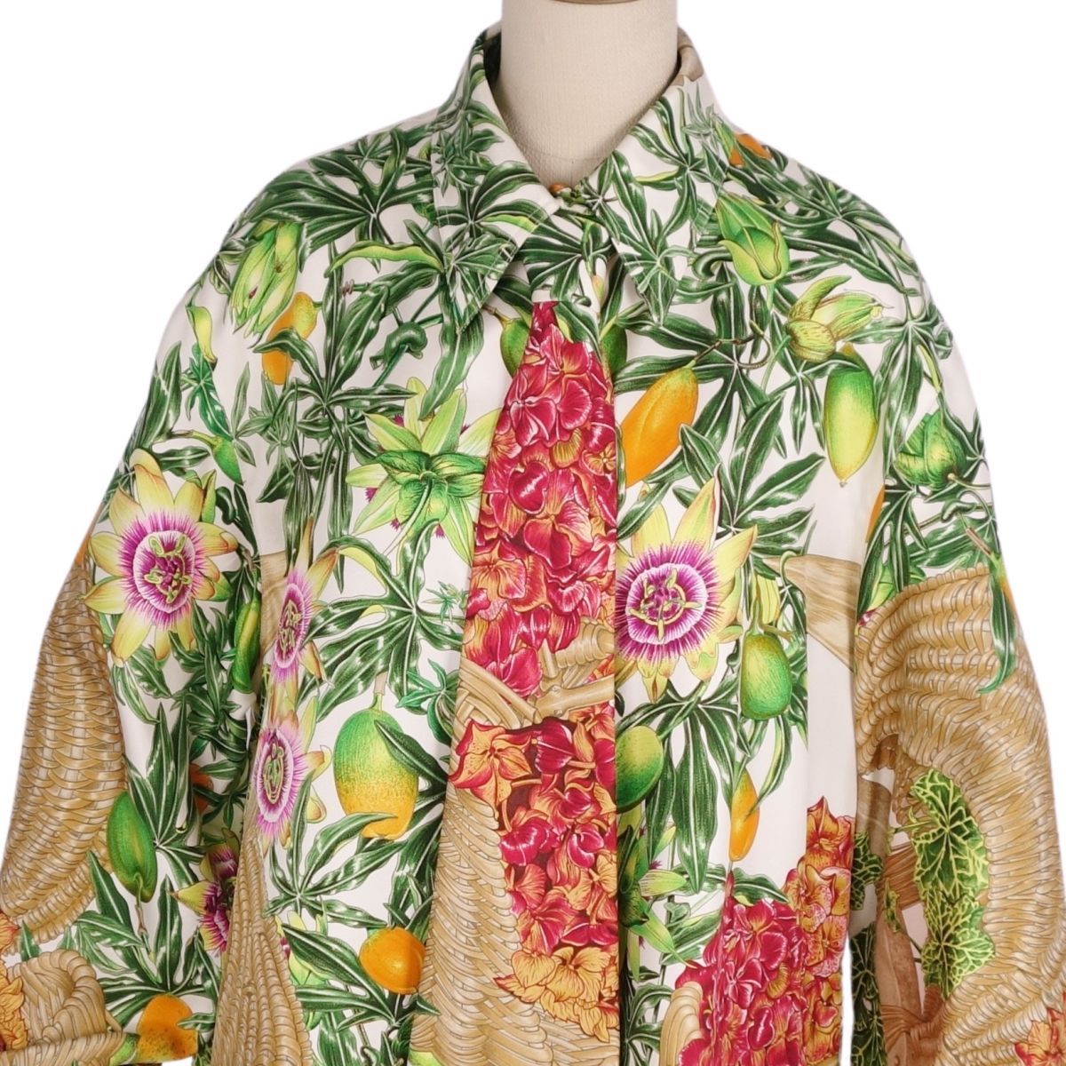 極美品　HERMES エルメス　シルク　ブラウス　ジャケット　シャツ 極美品HERMES エルメスシルクブラウスジャケットシャツ