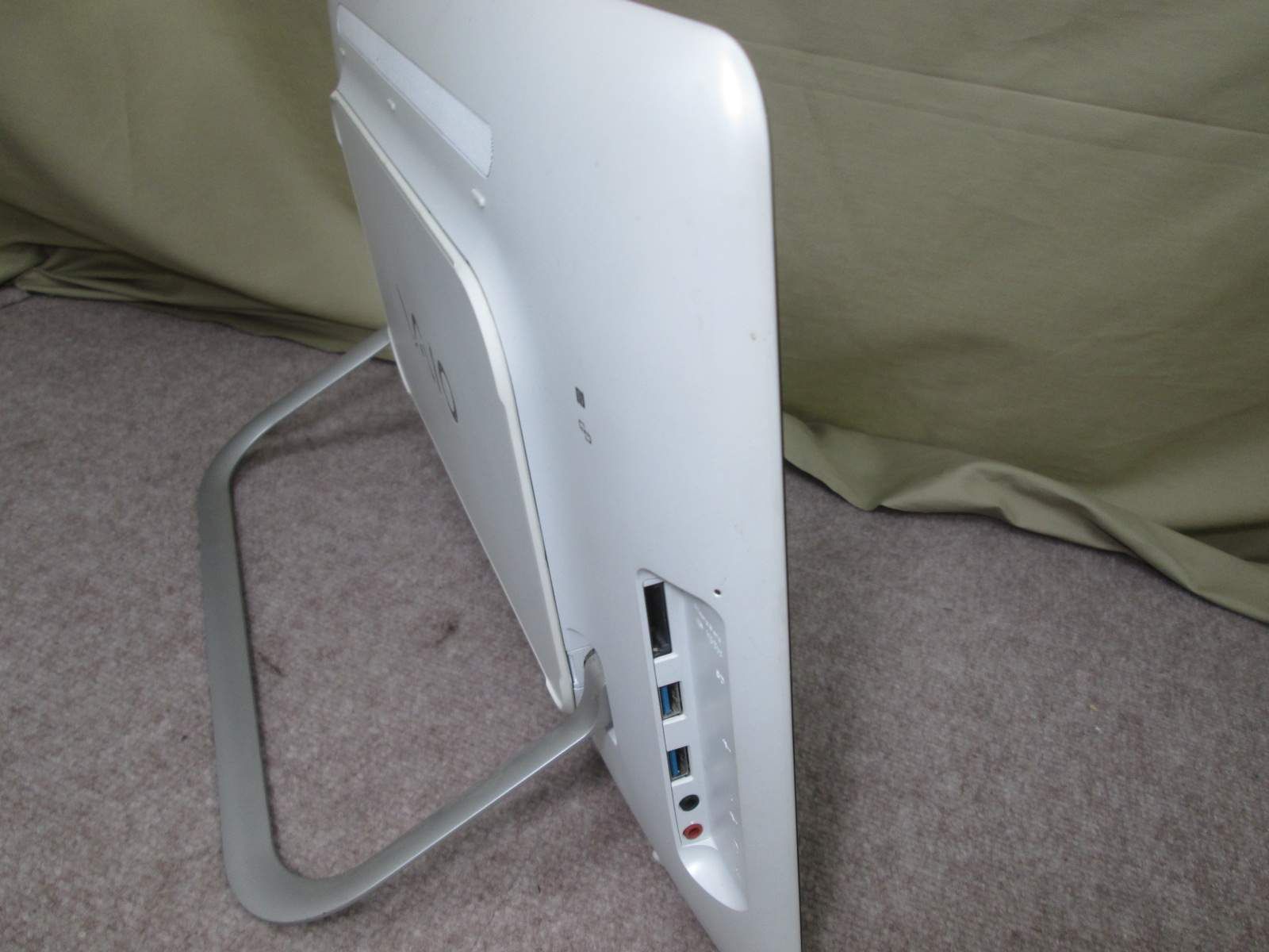SONY VAIO Tap 20 SVJ20229CJW 液晶一体型／電源投入可／USB3.0