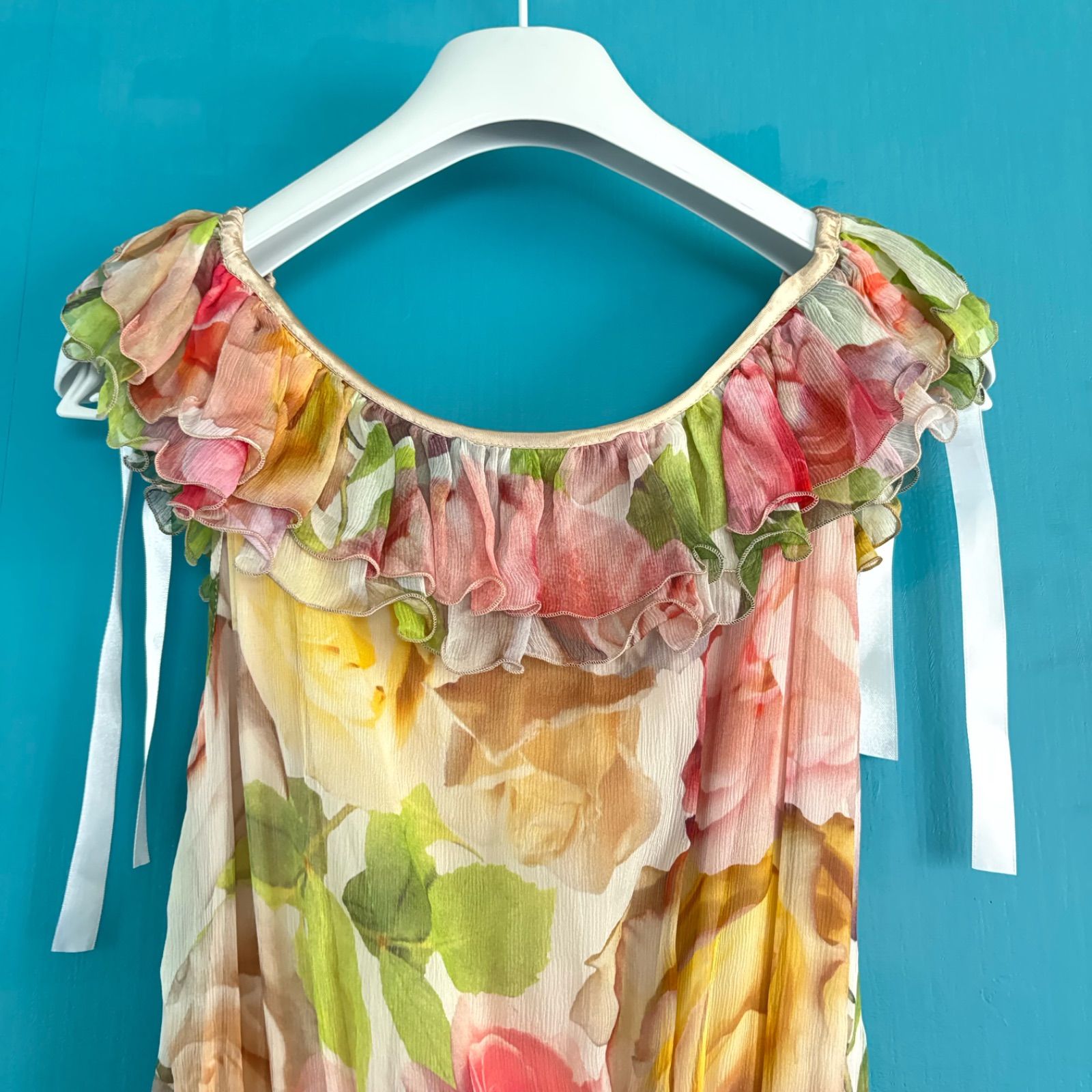 1299 BLUGIRL ブルーガール 花柄マルチカラー サイズS ふんわり  