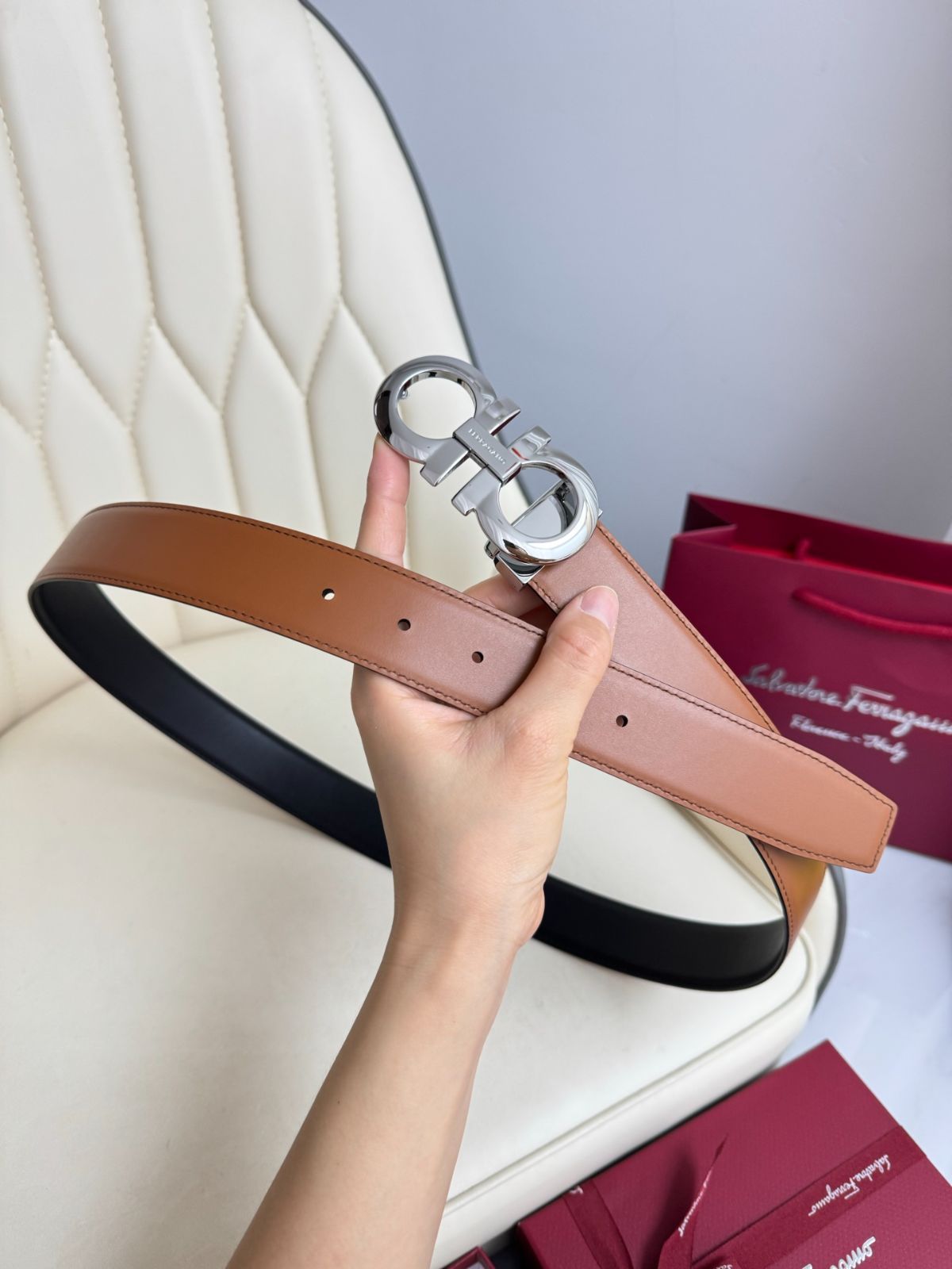 FERRAGAMO ● 牛革 Silver 両面ベルト ◇Salvatore Ferragamo◇両面 ベルト フェラガモベルト 正規品