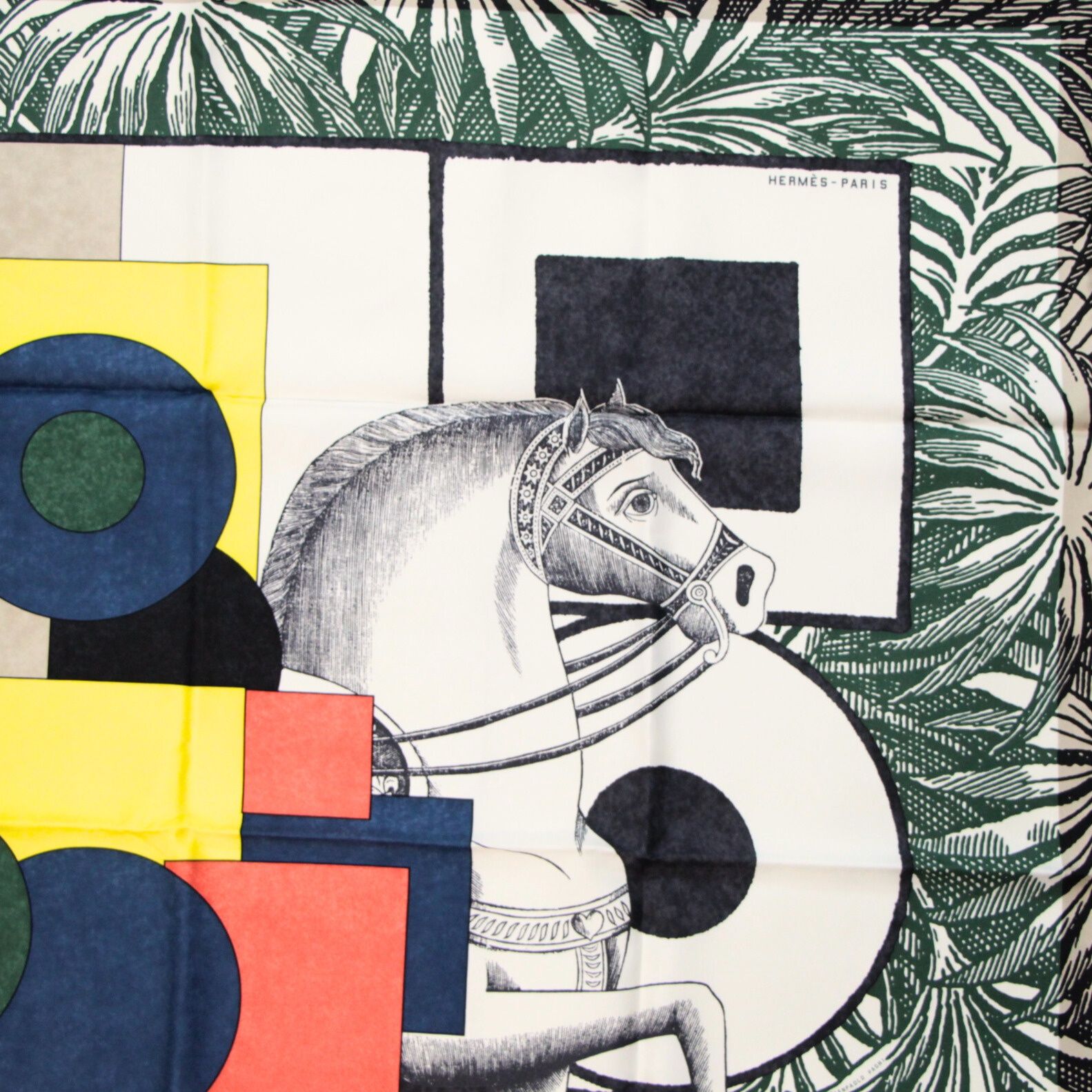 エルメス カレ 90 カヴァリエ アン フォルム Cavalier en Formes