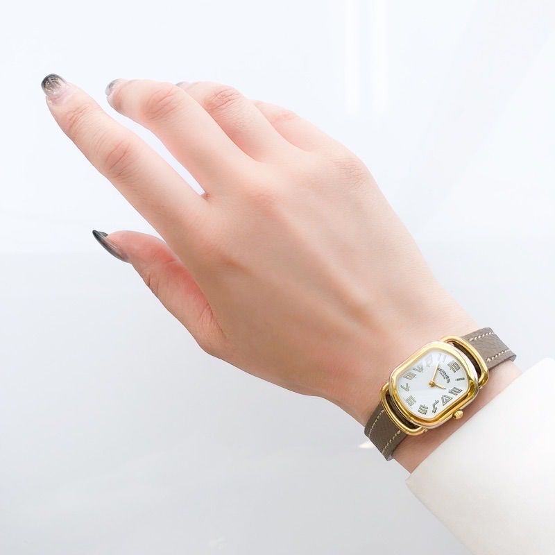 美品 箱付 エルメス クォーツ ラリー コンビ 純正レザーベルト アイボリー 美品 箱付 エルメス クォーツ ラリー コンビ 純正レザーベルト