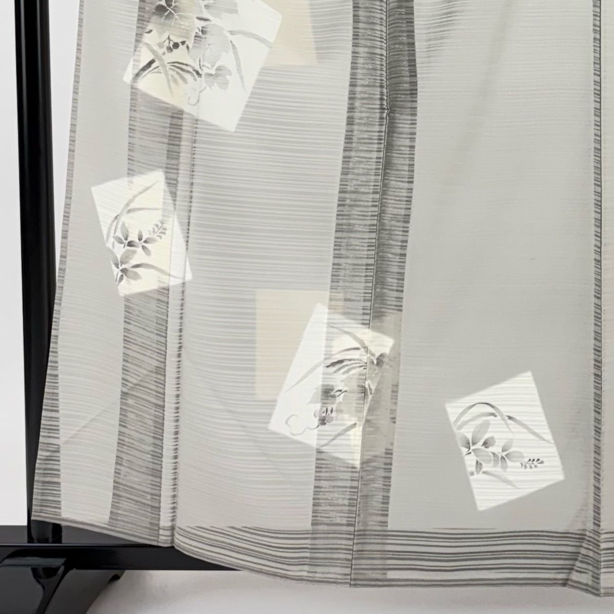 付下げ 身丈159cm 裄丈63cm 薄物 絽 草花 クリーム 正絹 美品 付下げ 身丈159cm 裄丈63cm S 薄物 絽 草花 薄黄 正絹 美品 秀品