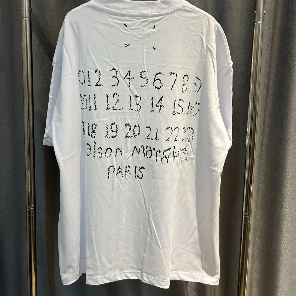 新品未使用 Maison Margiela MM6 メゾン マルジェラ Tシャツ ホワイト、 Maison Margiela メゾン マルジェラ  Tシャツ ホワイト - メルカリ