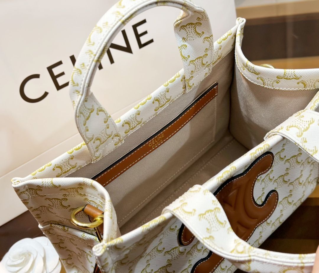 セリーヌ 収納多数 ジップアップ ハンドバッグ 極美品