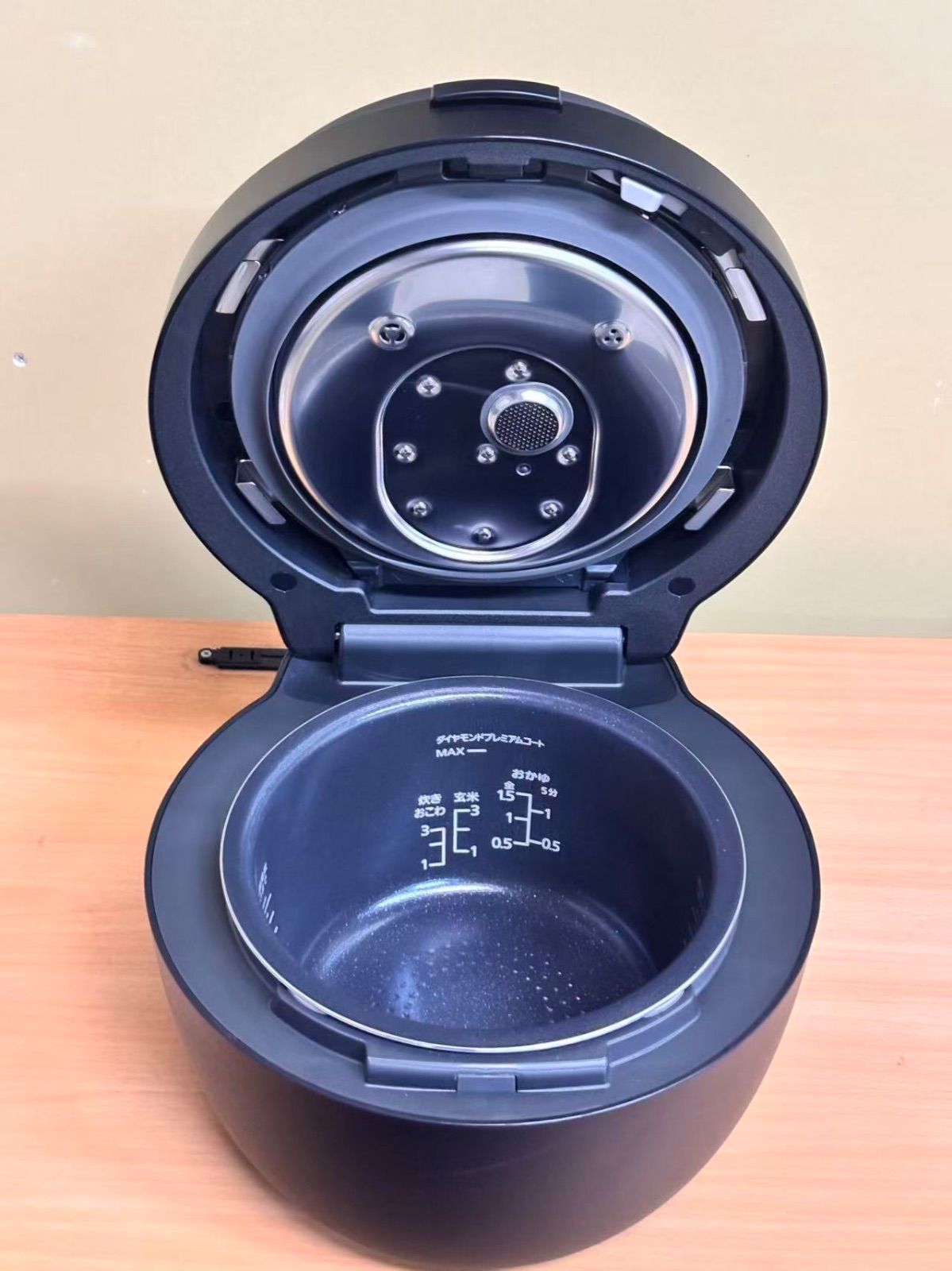 Panasonic Bistro 炊飯器 SR-V10BB 展示品 未使用品】 Panasonic