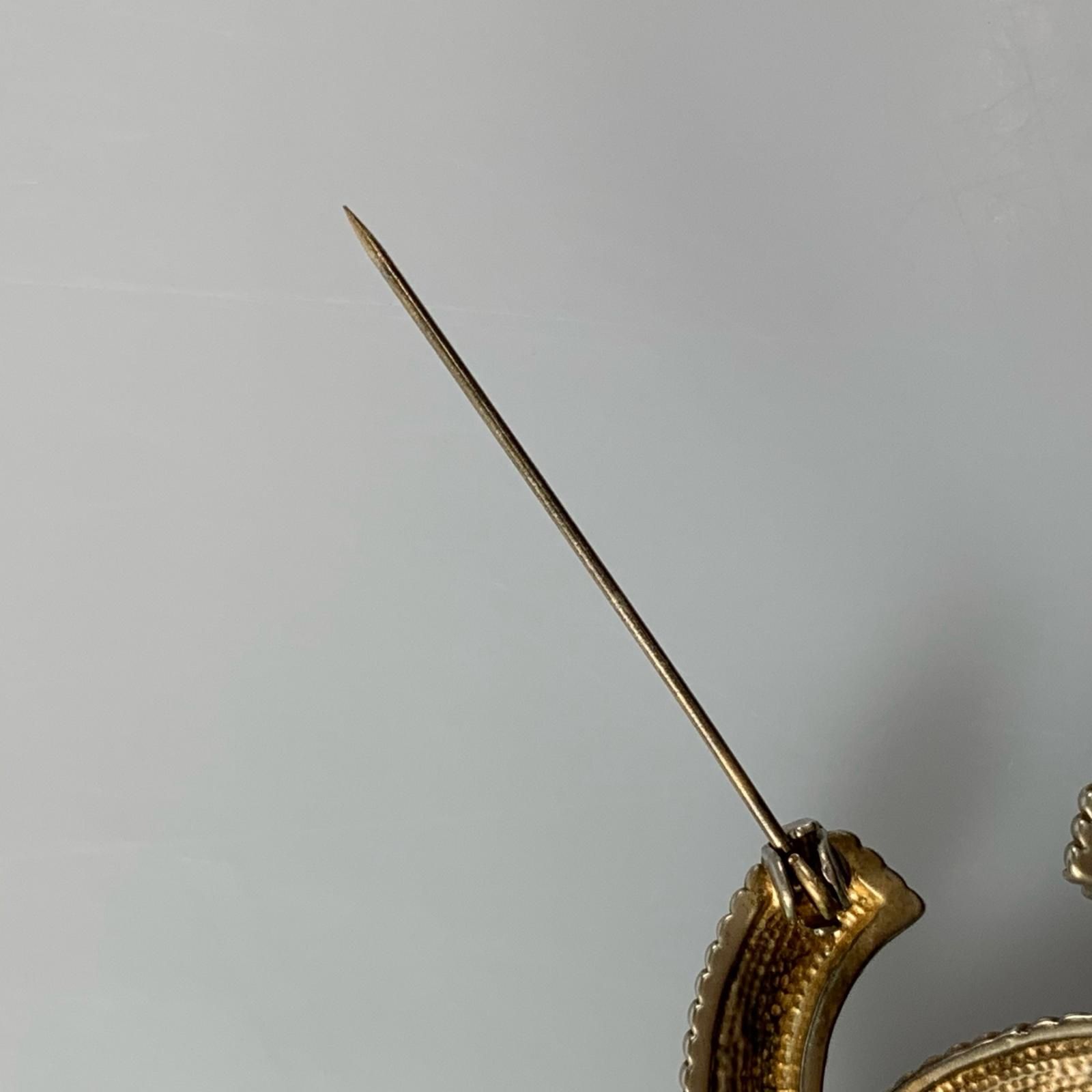 姫路東店】 中古 CHANEL | シャネル ブローチ ラインストーン付きココ  