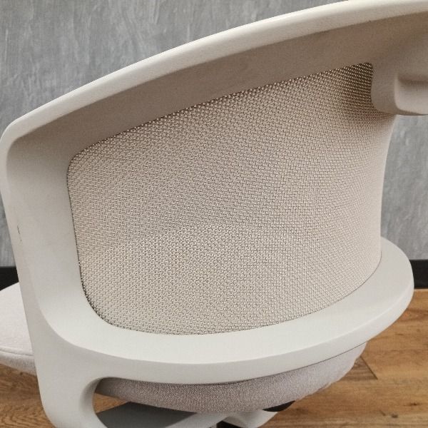 OKAMURA オカムラ