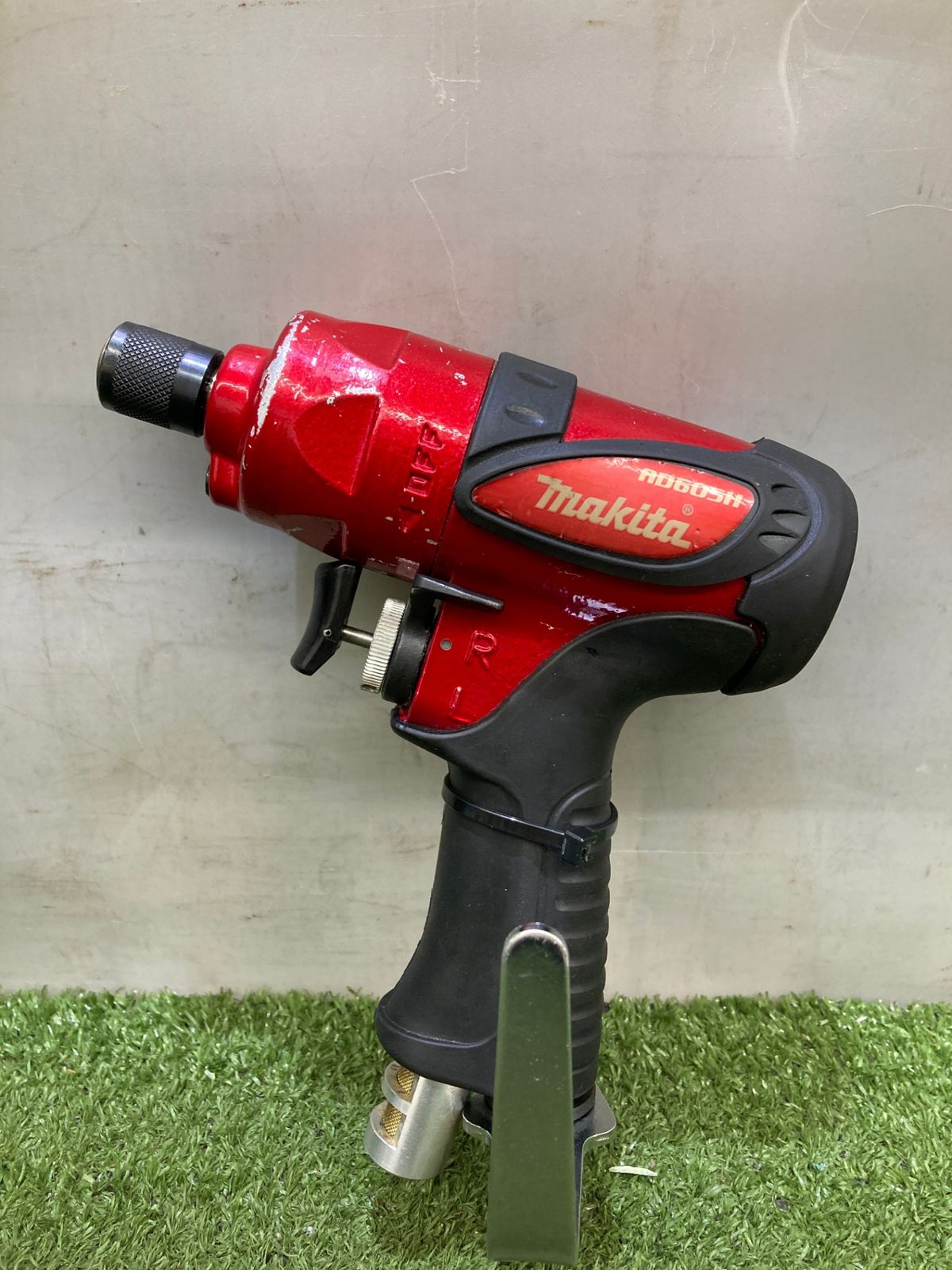 品 0921 マキタ 高圧エアインパクトドライバ 高圧エアインパクトドライバ AD605H ITCYU1LYIKEO