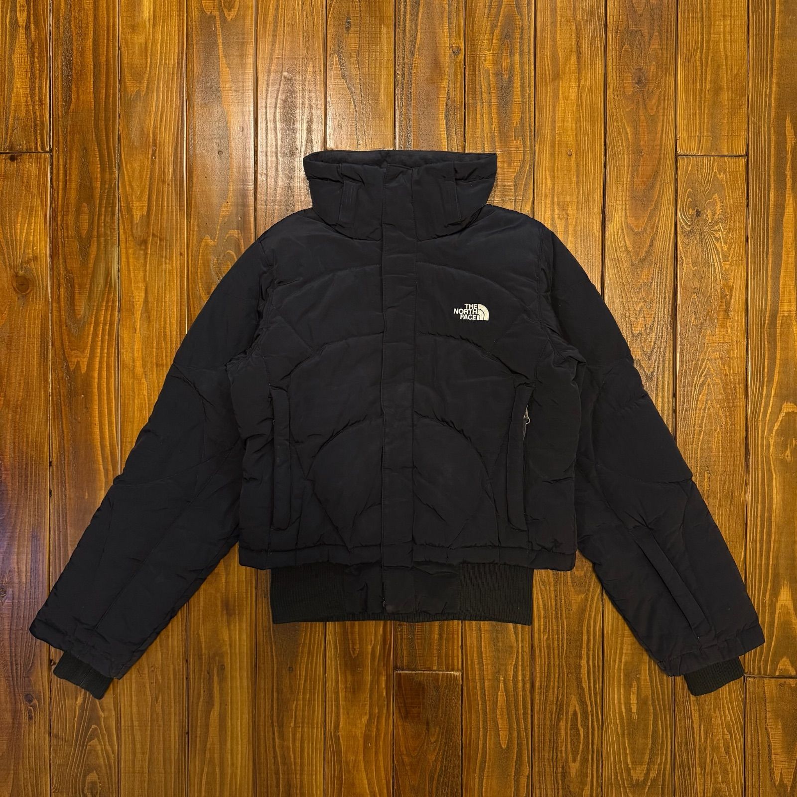 THE NORTH FACE ダウンジャケット　600フィル THE NORTH FACE (ザ ノースフェイス) 胸ロゴ フルジップ ダウン