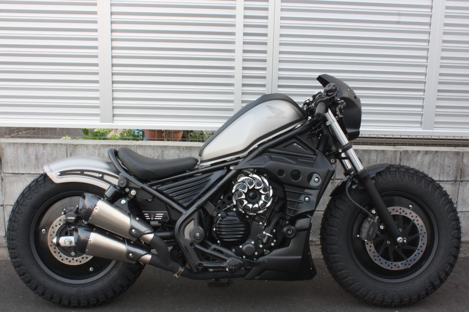 コントラスト 取付説明書付