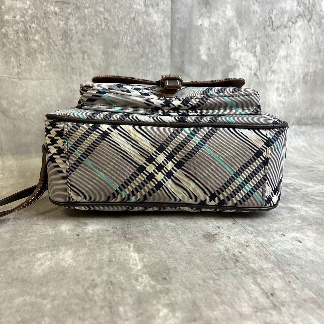 ✨美品✨ BURBERRY バーバリー ショルダーバッグ ノバチェック