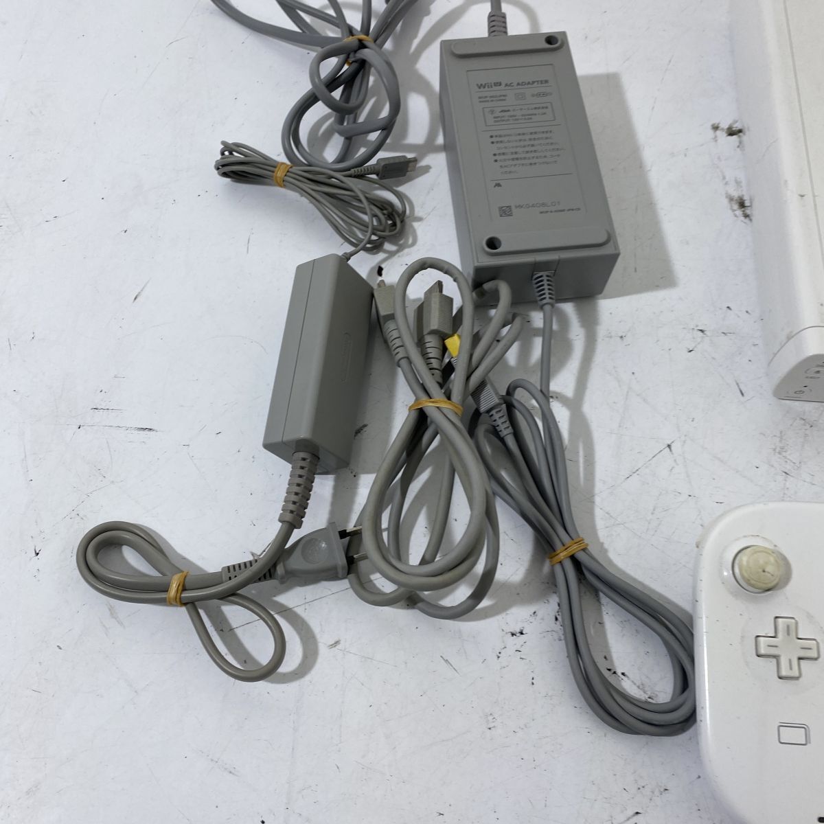 動作確認⁄初期化済み Nintendo WiiU 本体 32GB ファミリーパック 動作 