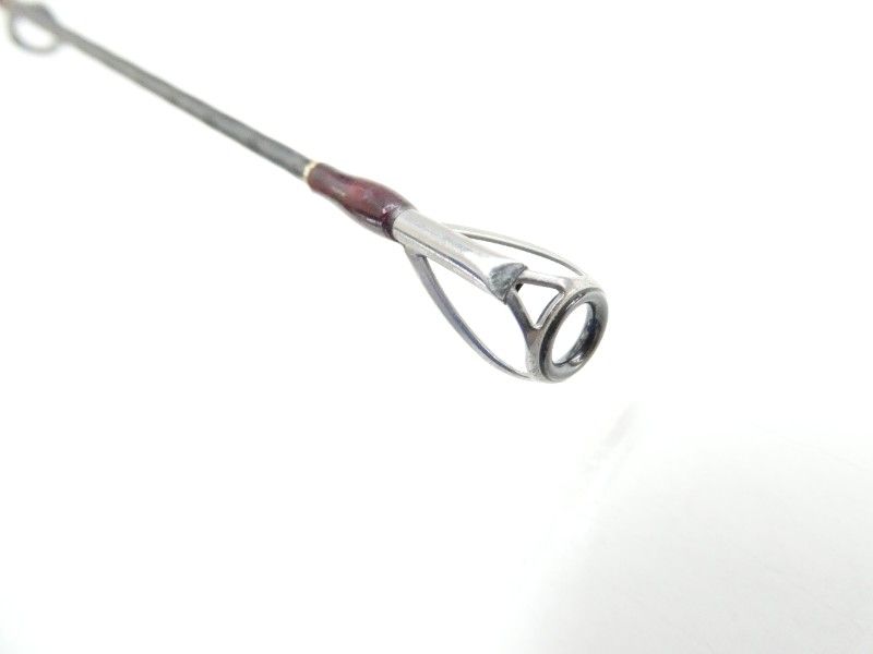 今年も大人気！ シマノ 18ワールドシャウラ 1652R-3 03-8310080015 輝く