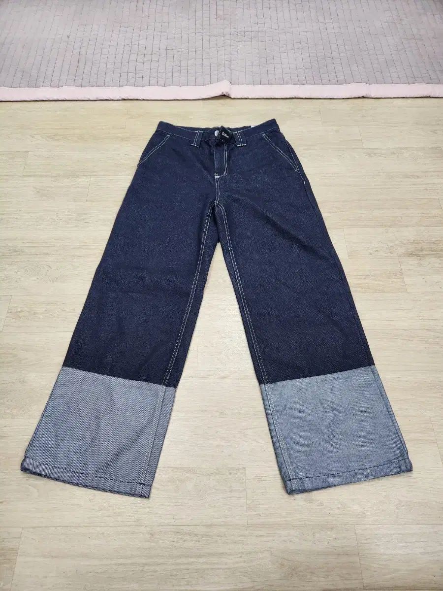 Thursday Island サースデーアイランド ワイド デニム パンツ DECORATOM_COM_BR