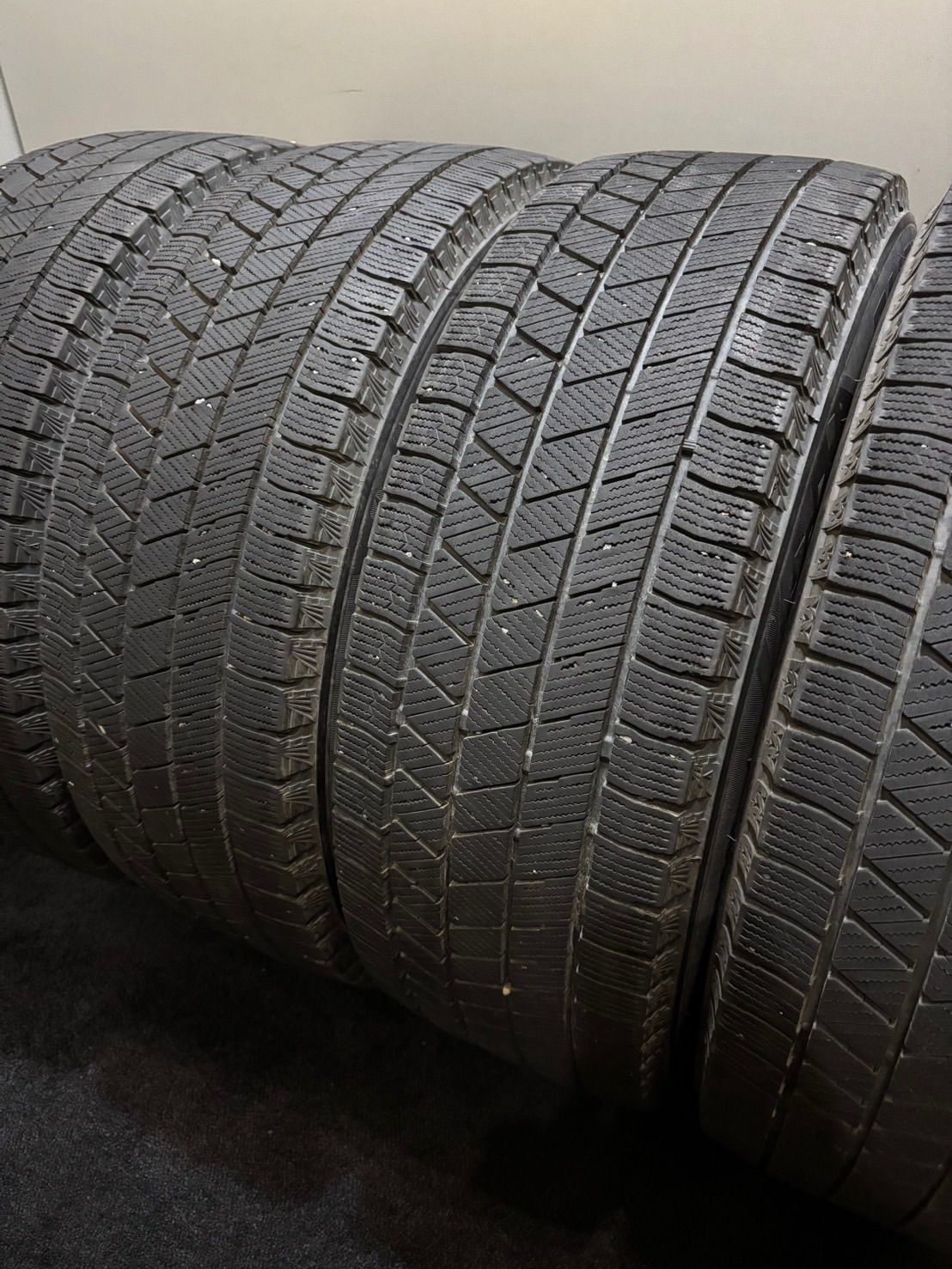 205|60R16 BRIDGESTONE|VRX3 22年製 スタッドレス 4本 ブリヂストン ブリザック ノア ヴォクシー ステップワゴン 南7-J414