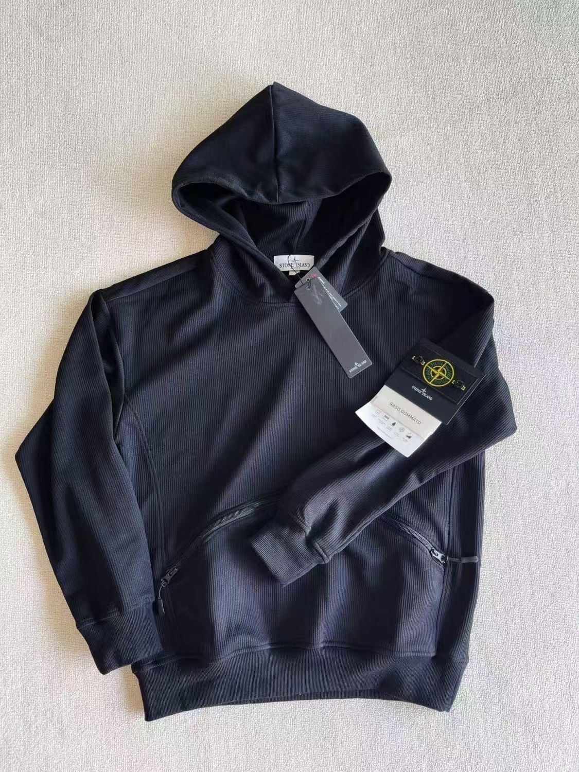 新品、未使用】 人気 新品 特価値 Stone Island 上下セット パーカー セットアップ メンズ レディース パーカー 上下セット 男女兼用  グレー 3色選択 - メルカリ