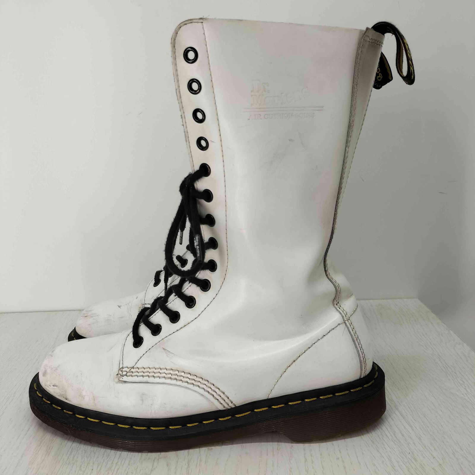 ドクターマーチン　レースアップブーツ　14ホールブーツ　新品未使用 Dr.Martens ドクターマーチン 14ホール ブーツ 1B99 レディース
