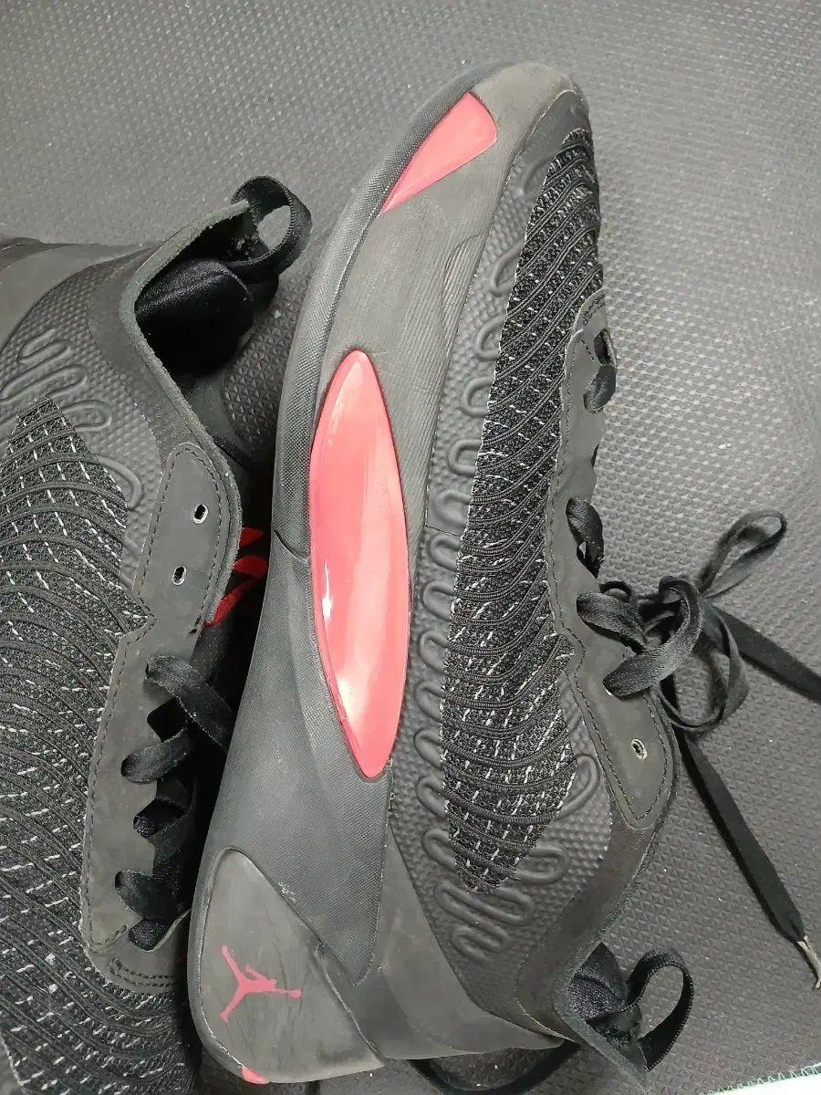 ジョーダン ルカ 1 PF 黒赤 265 mm メッシュ バスケシューズ フットワーク練習用品 シューズ(男性用) 