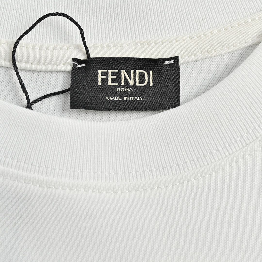 FENDI クマプリント Tシャツ 7A ホワイト 快適で美しい FENDI スーパーコピー Tシャツ クマ 熊 かわいい
