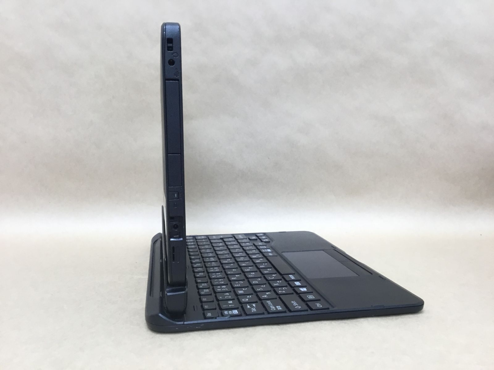 鉄道 タブレット 富士通 タブレット ARROWS Tab Q506/NE ATOM(Z8550)-1.44GHZ 4GB