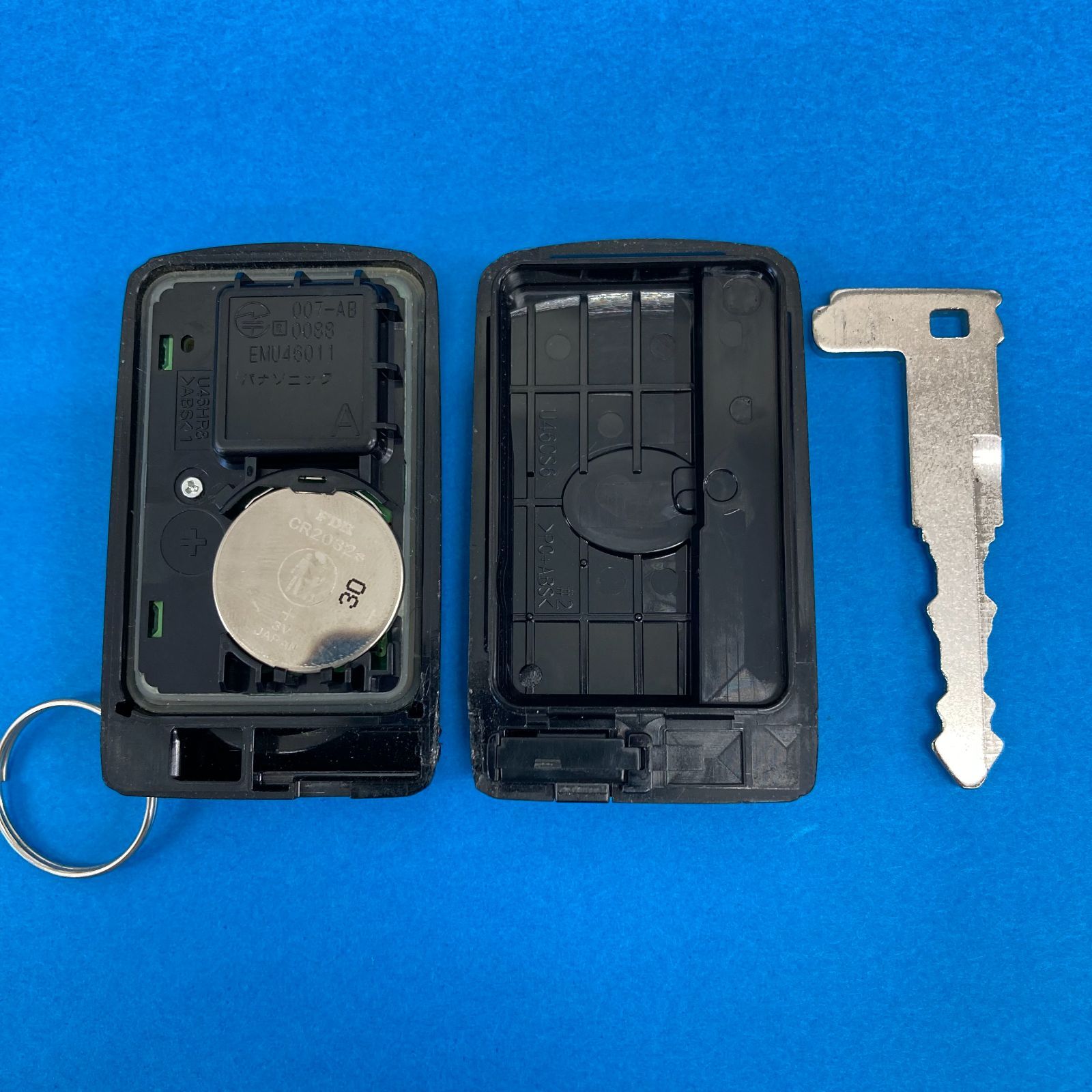 ☘ ダイハツ タント LA600S キーレス スマートキー 4ボタン 007-AB0088