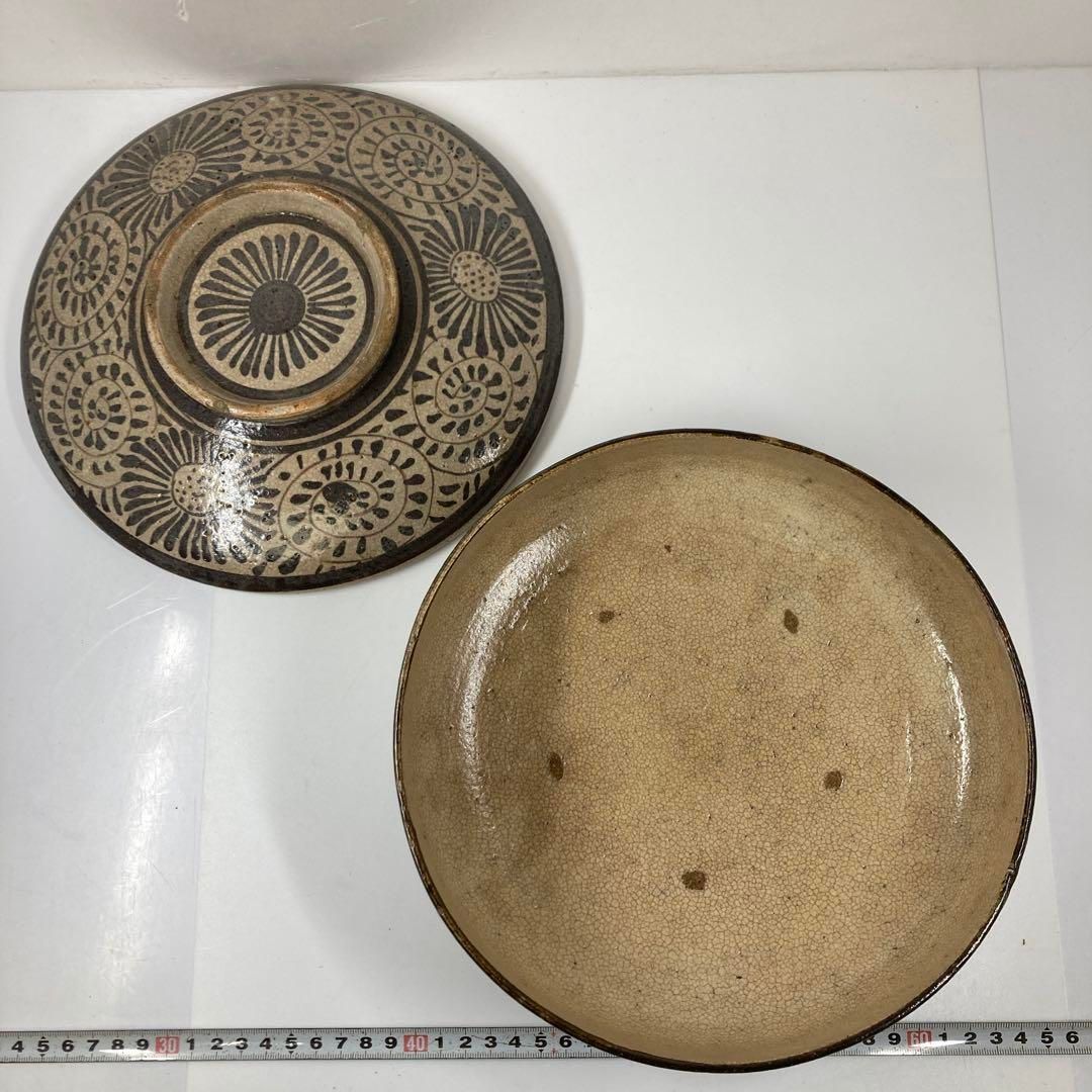 江戸時代 鼠志野 大蓋物 直径12.8㎝ タサニ 東な6-1206① - メルカリ