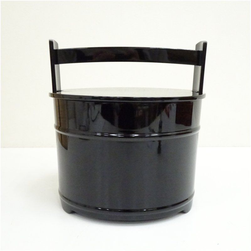 輪島塗 塗師 高崎秋峰造 漆塗手桶水指 共箱 水指し 茶道 茶道具 おしゃれ 水差し 抹茶 インテリア 茶器 水器 お茶 骨董 茶会 1月 2月 3月 4月 5月 6月 春夏冬