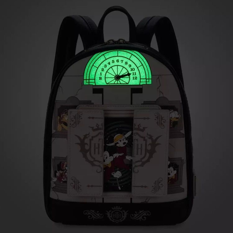 ラウンジフライ　タワーオブテラー ディズニー ラウンジフライ タワー・オブ・テラー リュック