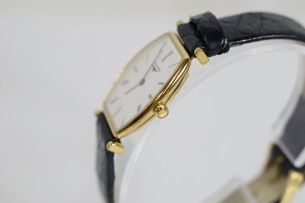 文字盤ホワイト