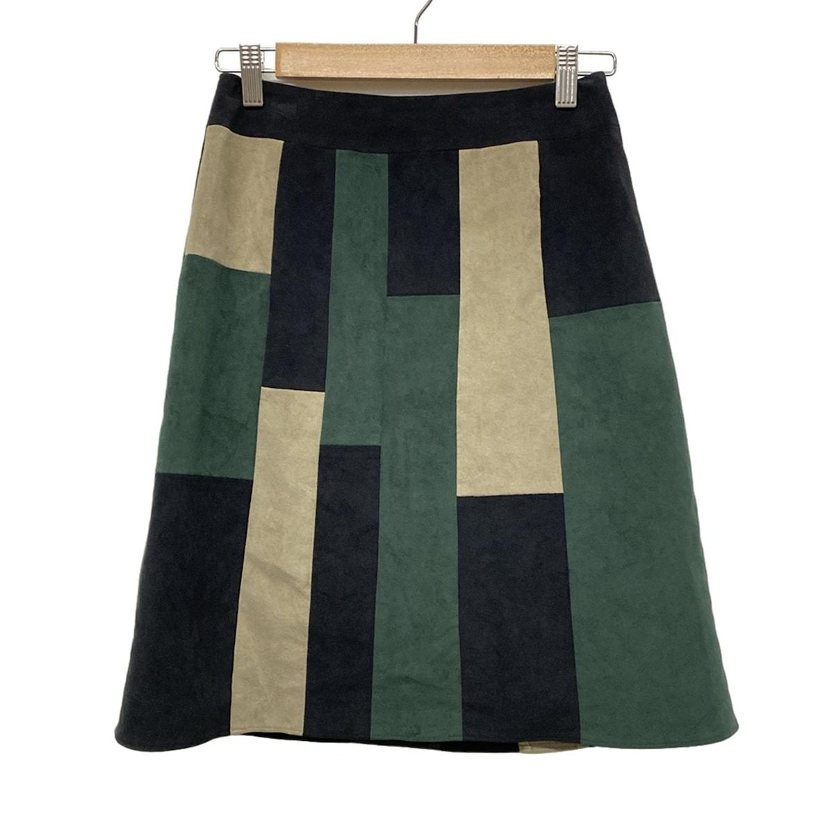 美品✨Sybilla シビラ　バルーン パンツ　ニット　グリーン　Mサイズ コクーンニットパンツ(クロップド・半端丈パンツ) | Sybilla(シビラ