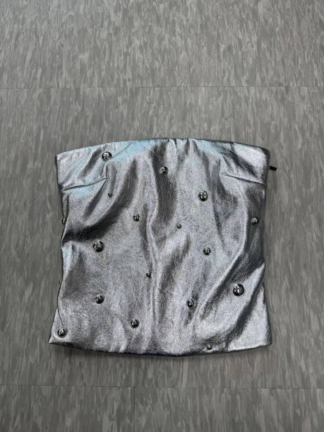 85 カルトネイキッド