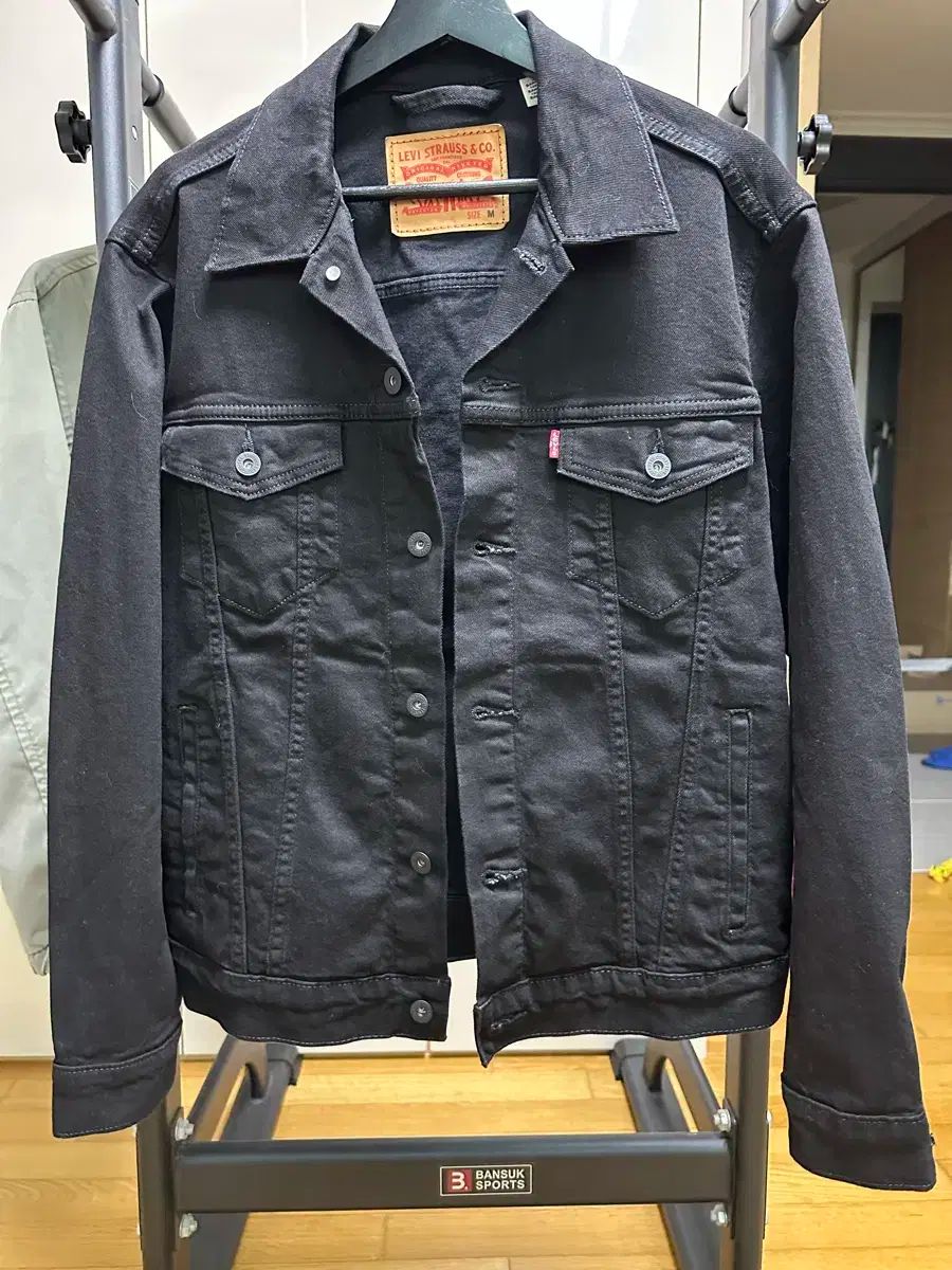 LEVI'S(リーバイス) ブラックデニムジャケット m