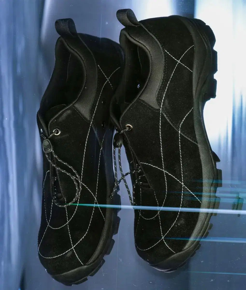 YASE ハイキング シューズ ブラック 250