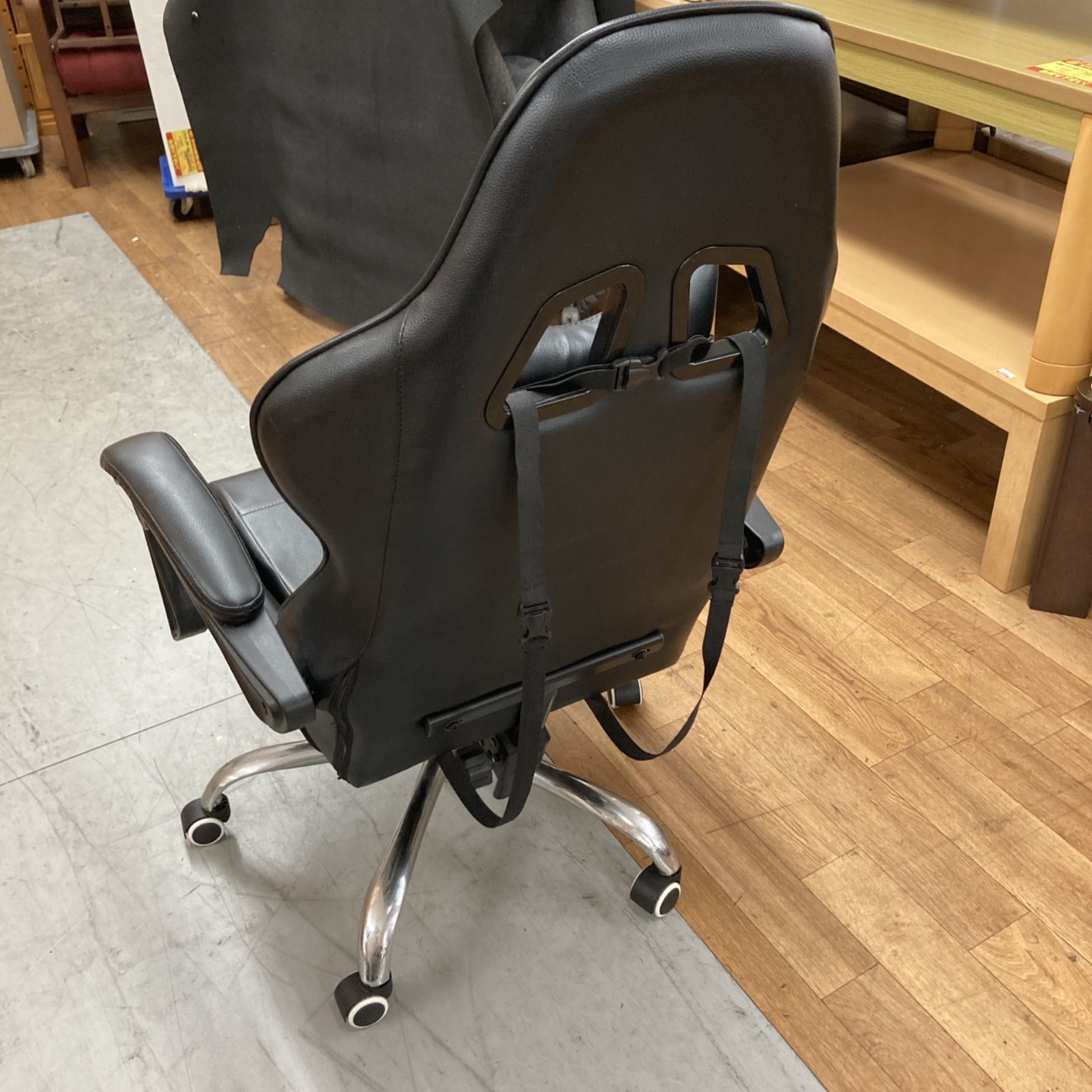 S352 LUCKRACER ゲーミングチェア リクライニング テレワーク 一体式オットマン付き 幅53cm WWW_OLIVIERBERNSTEIN_COM