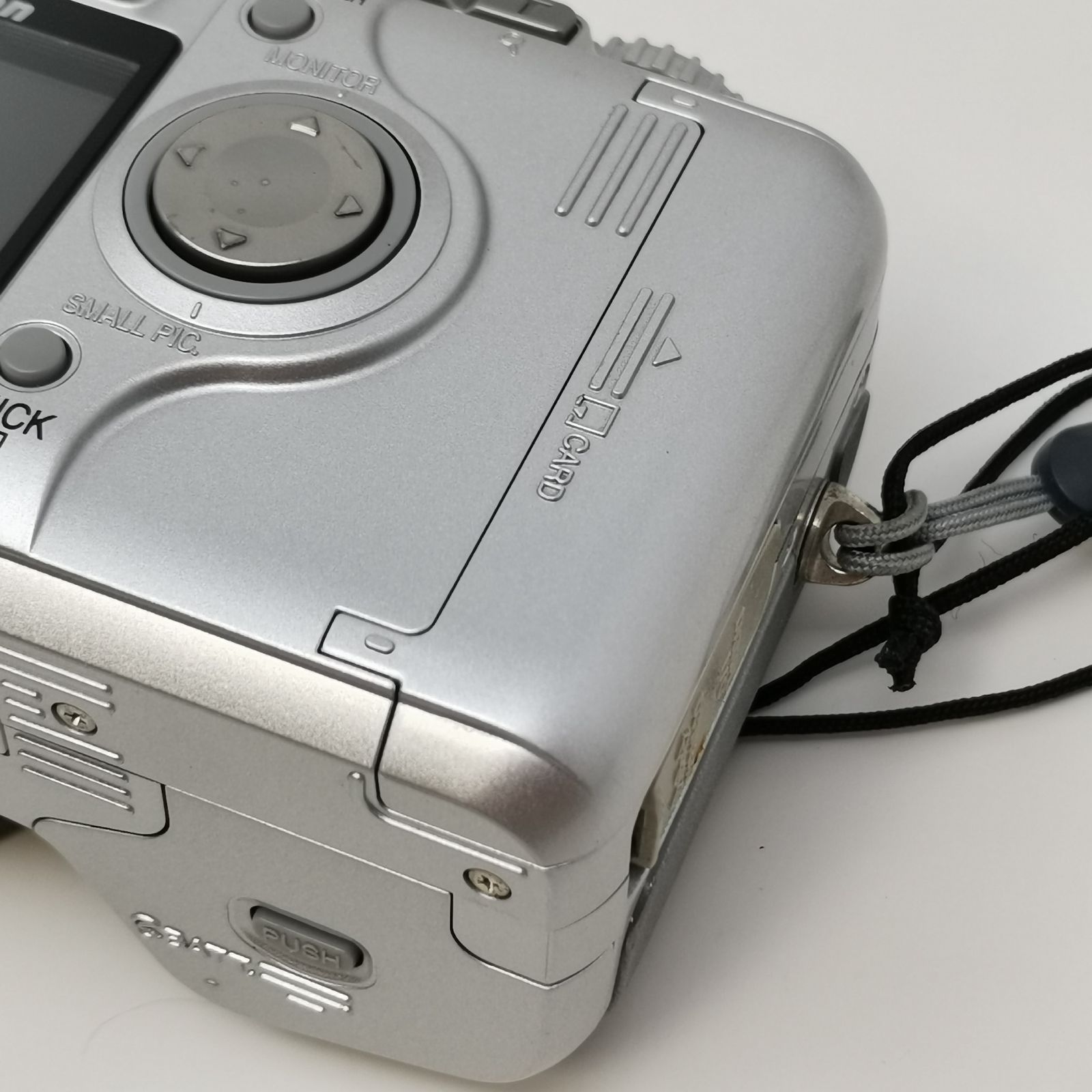 ニコン coolpix 4300 シルバー デジカメ デジタルカメラ ケース