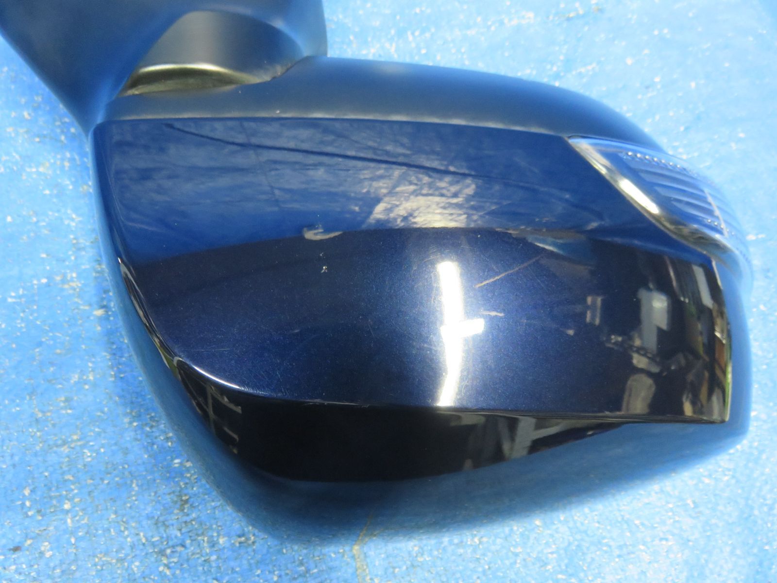 柔らかい LA7014 スバル SJG フォレスター 右 ドアミラー 運転席 サイドミラー ウインカー付 純正 H3Qディープシーブルー SJ5 小傷