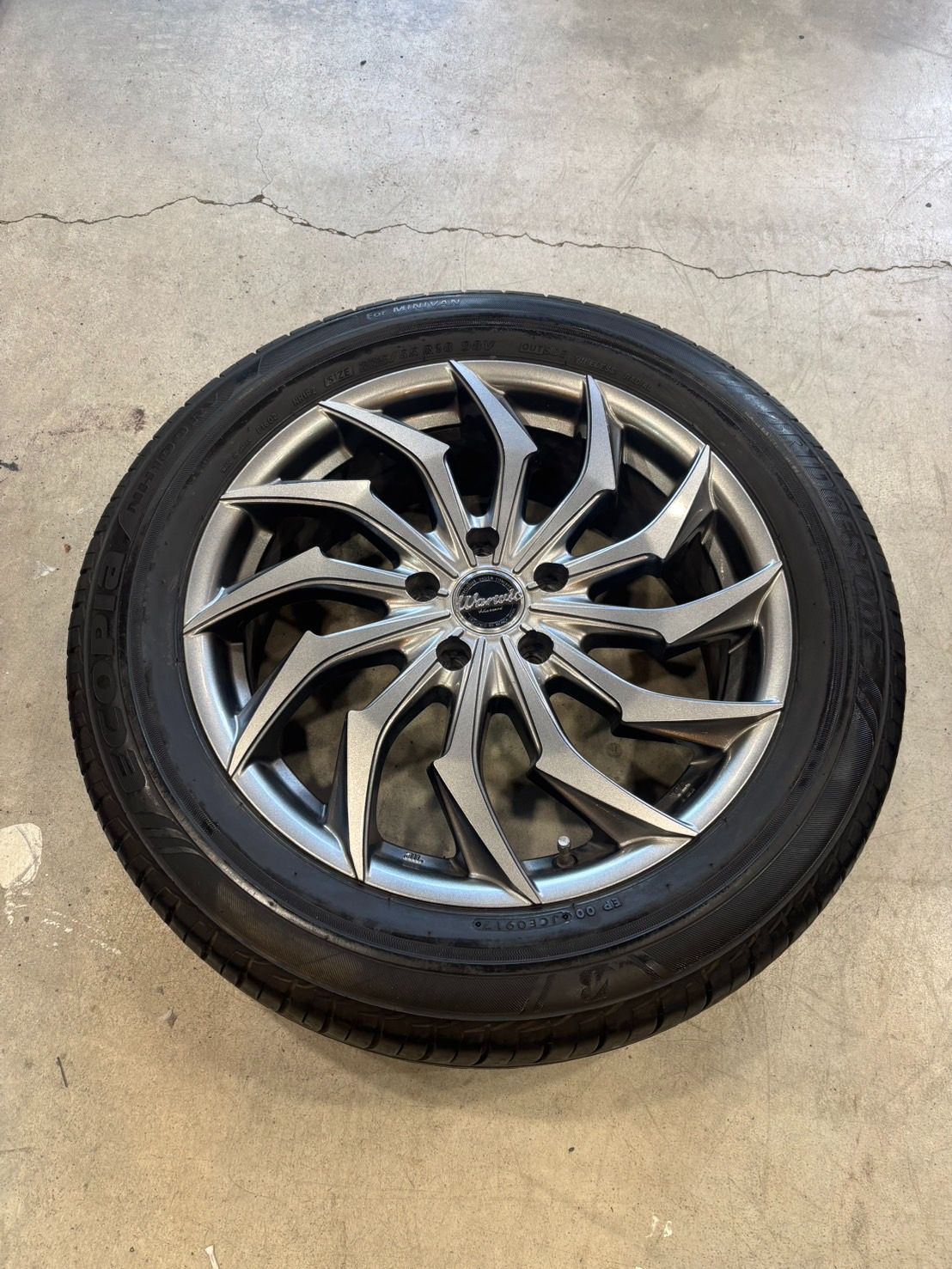 社外18インチアルミホイール