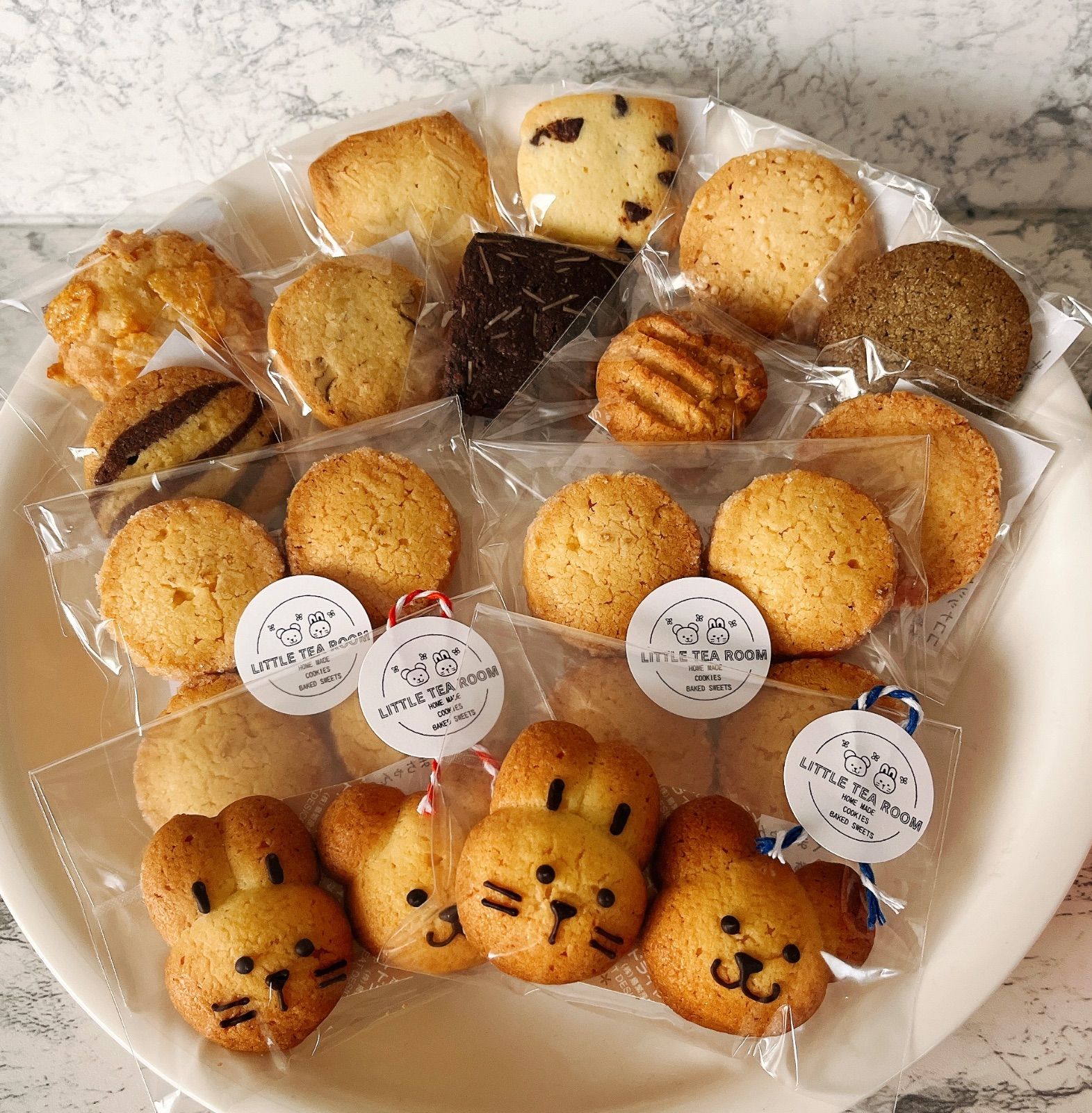 りあちゃん、手作りクッキー Baby アイシングクッキー缶♡ クッキー sucre cresia 通販