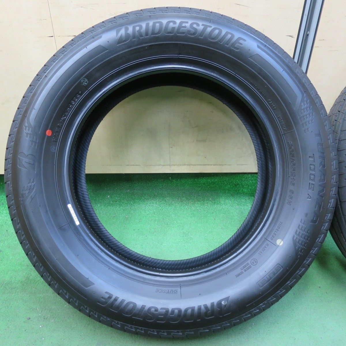 24年 205|65R16