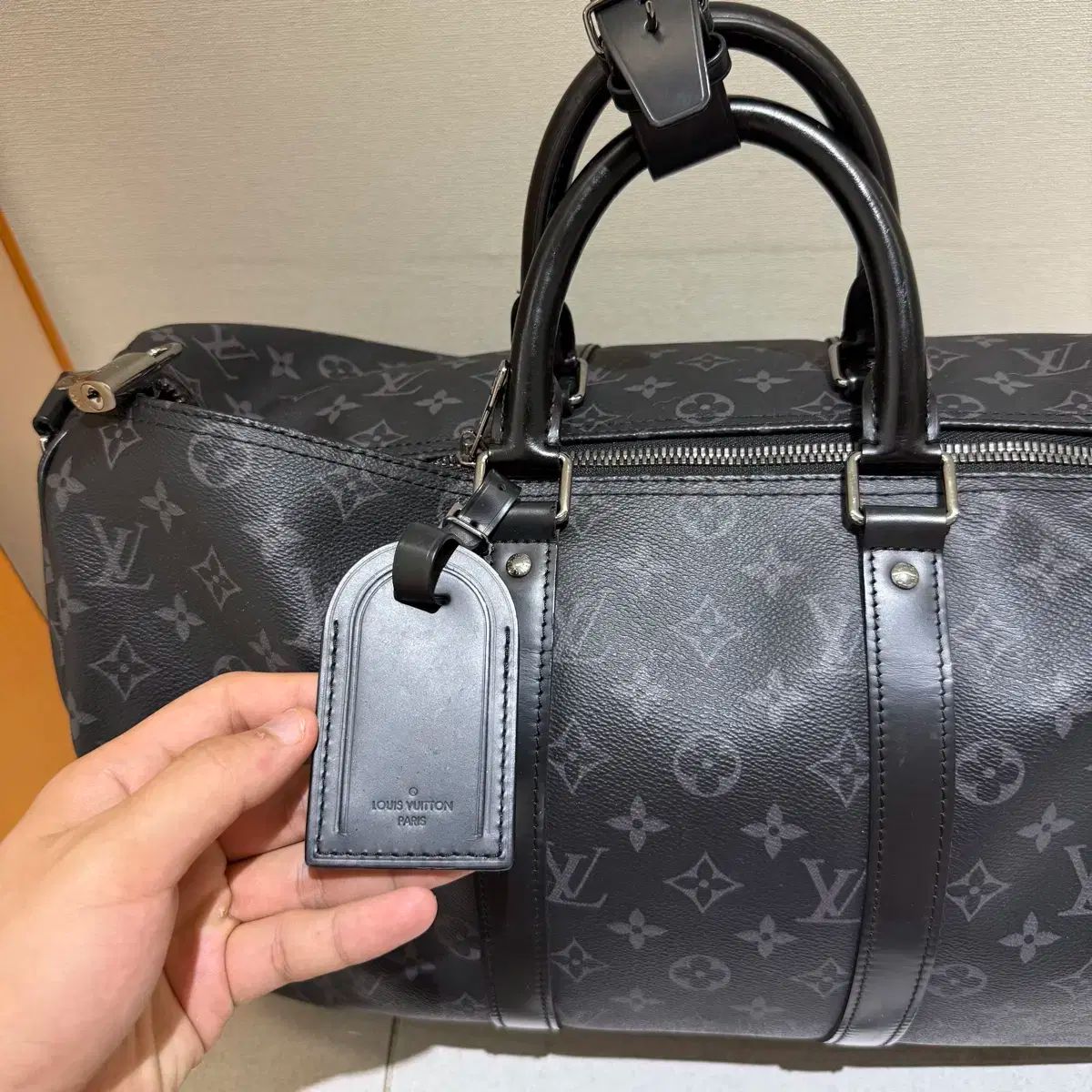 証明書を持っています Louis Vuitton ルイヴィトン モノグラム エクリプス バンドリエール キーポル 45 クロスバッグ