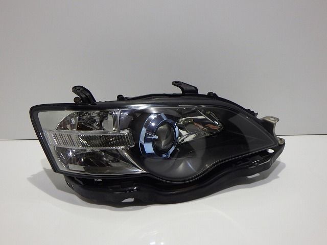 右ヘッドライト スバル BLE レガシィ 前期 右ヘッドライト HID 綺麗 191118219 スバル
