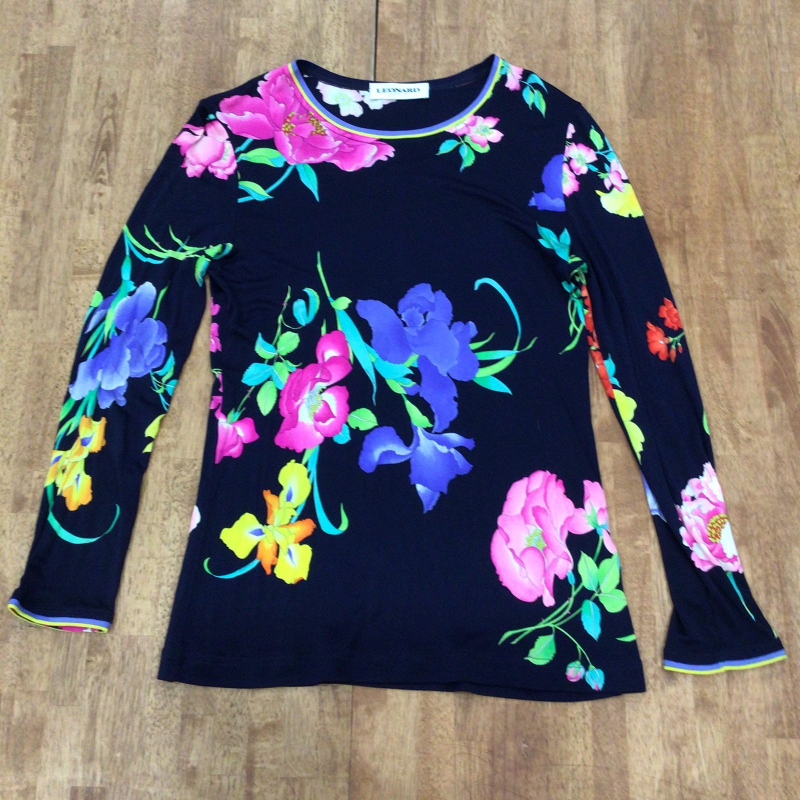 レオナール LEONARD PARISタグ 花柄シャツ トップス D25062988