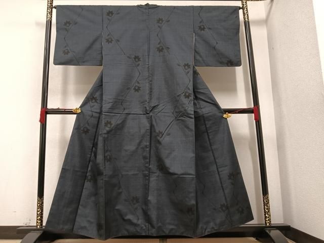 平和屋着物○本場大島紬 9マルキ 吉祥花文 正絹 逸品 CAAY2929vf 平和屋