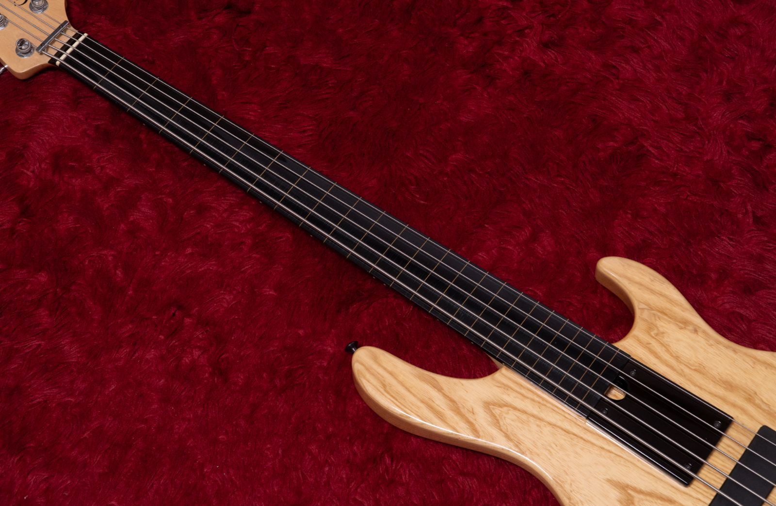 Crews Maniac Sound Jackson 5 NAT 美品 Crews Maniac Sound Jackson 5 Fretless - Fretless Five String