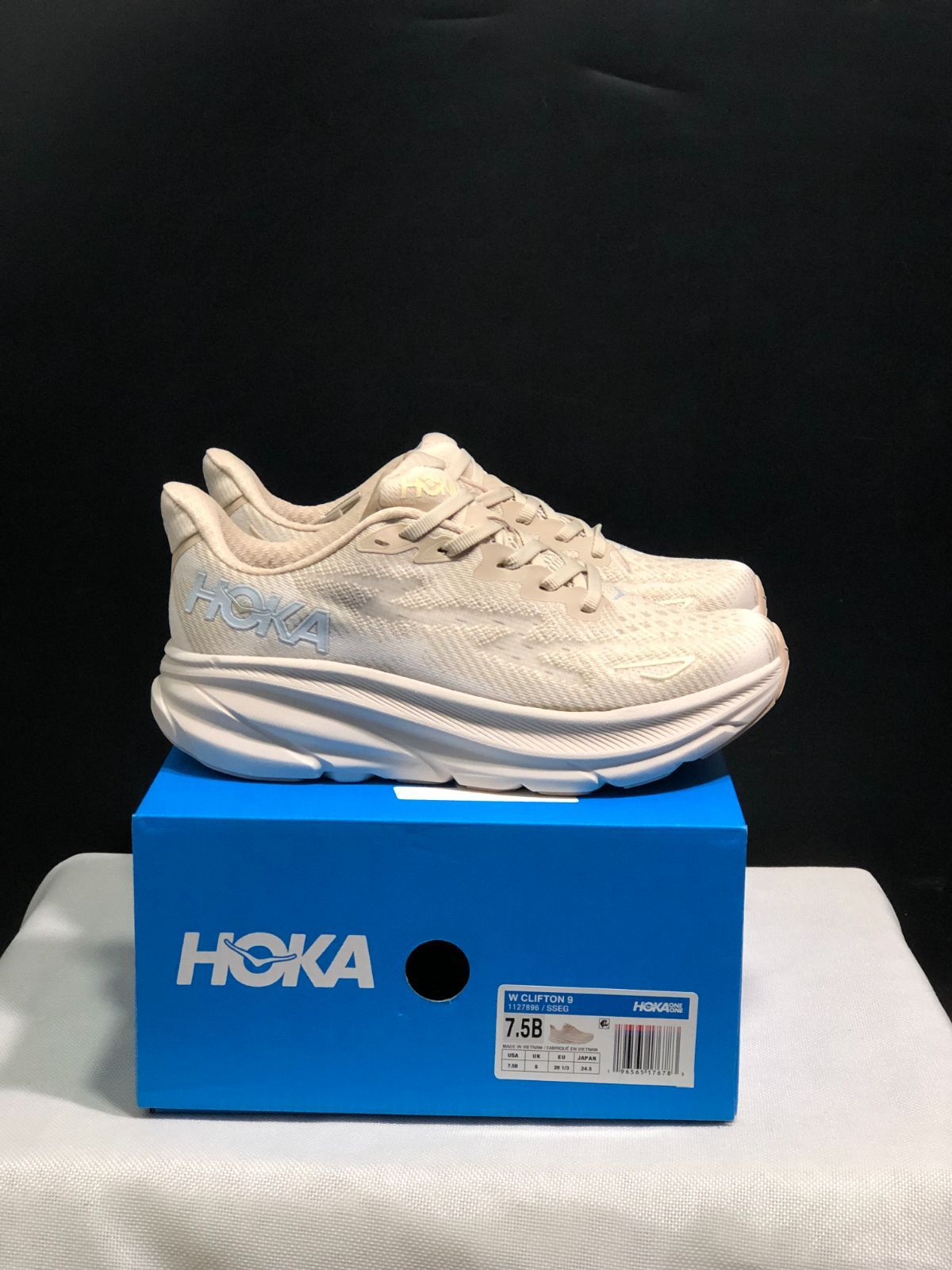 ホカオネオネ クリフトン9 HOKA 9 ONE ONE Clifton 9 ベージュ ランニングシューズ レディース メンズ ソフト - メルカリ