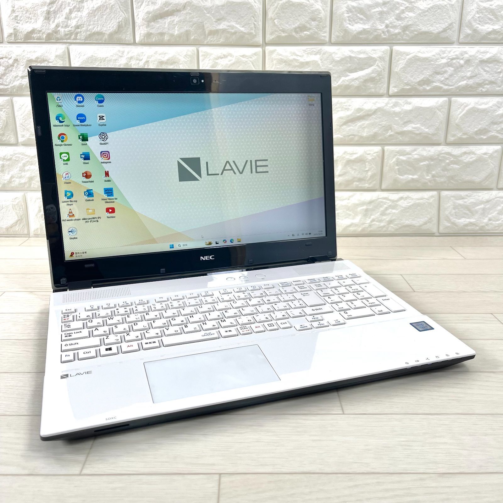 美品】Lavie☘メモリ16GB☘新品SSD512GB☘第7世代Core i7 メモリ